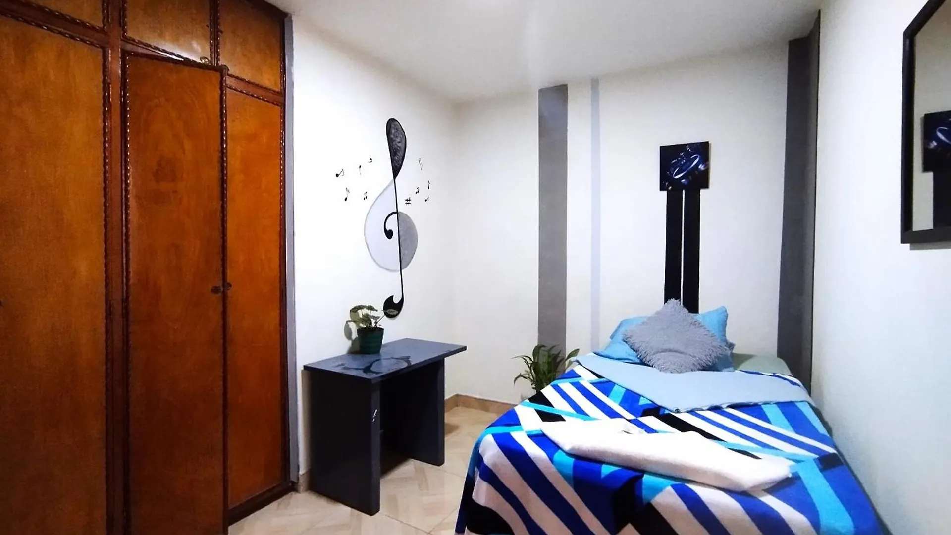 Amaros Medellin Apartment Homestay